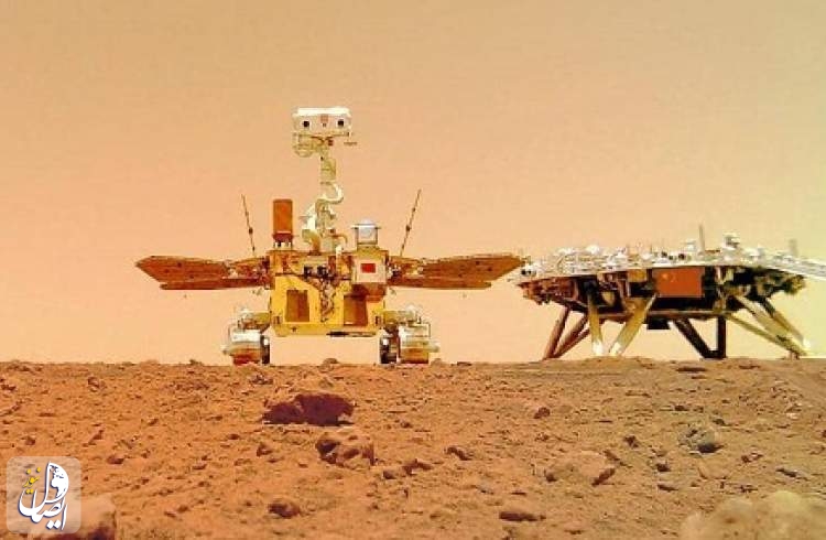 الصين تترك "بصمتها" وترفع علمها على المريخ