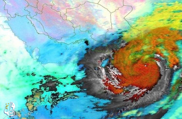 امارات، عربستان و عمان در معرض طوفان شدید «شاهین»