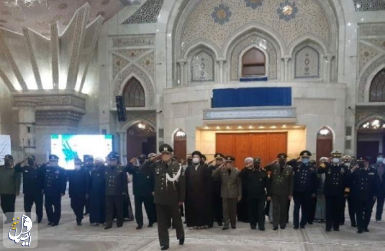 فرماندهان نیروهای مسلح با آرمان‌های امام خمینی (ره) تجدید میثاق کردند