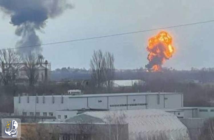 روسيا لن توقف عمليتها... قصف روسي يدمر مطارا أوكرانيا بالكامل