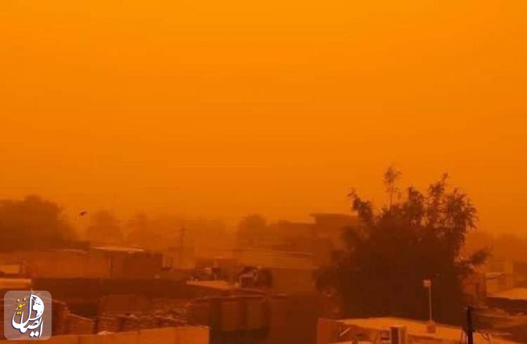 طوفان گرد و غبار شدید در نجف و بغداد پروازها را لغو کرد
