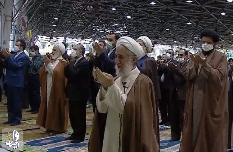نماز عید سعید فطر در دانشگاه تهران اقامه شد