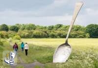 giant spoons; UK’s outdoor public sculptures are documented