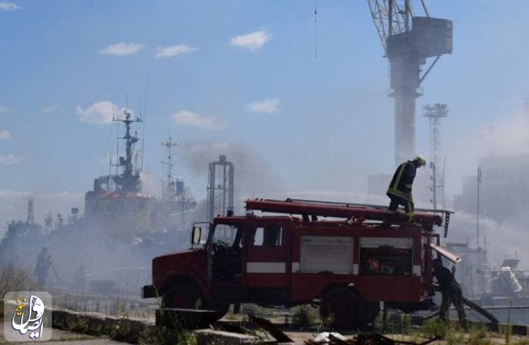 إدانات دولية لقصف ميناء أوديسا وكييف تتهم موسكو بالتهرب من تنفيذ اتفاق تصدير الحبوب