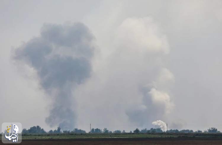 Blasts at Russian base in Crimea show possible Ukrainian fightback