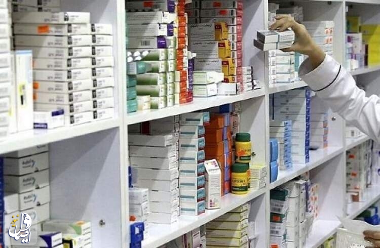 داروخانه‌های پرازدحام اصفهان در انتظار توزیع داروهای وارداتی