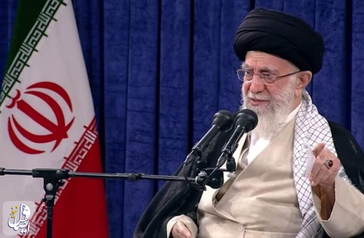 قائد الثورة: الغرب لا يتحمل تقدم و تطور الجمهورية الاسلامية الايرانية