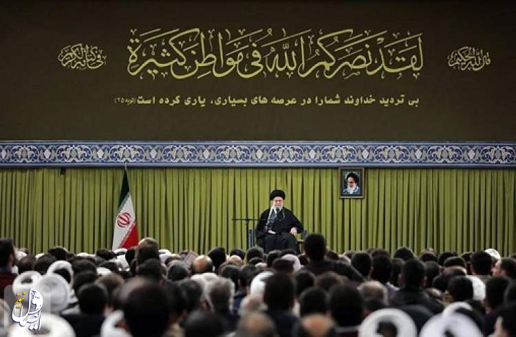 قائد الثورة الاسلامية: يوم السبت الماضي كان يوما تاريخيا