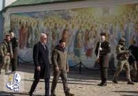 في زيارة غير معلنة.. بايدن يتعهد من كييف بحزمة مساعدات عسكرية جديدة