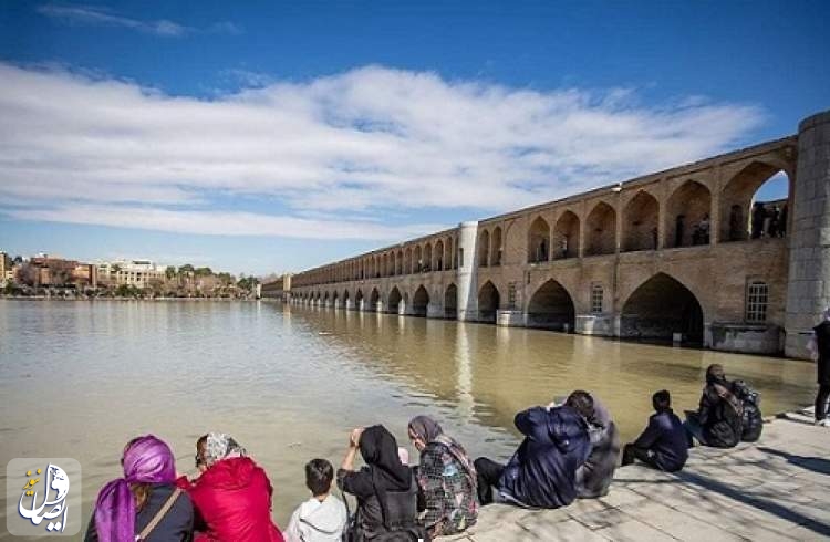 زاینده‌رود در نوروز ۱۴۰۲ همچنان جاری است