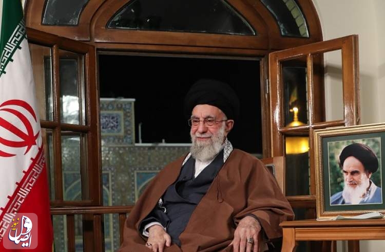 آیت الله خامنه ای: شعار سال ۱۴۰۲ را «مهار تورم و رشد تولید» اعلام می‌کنم