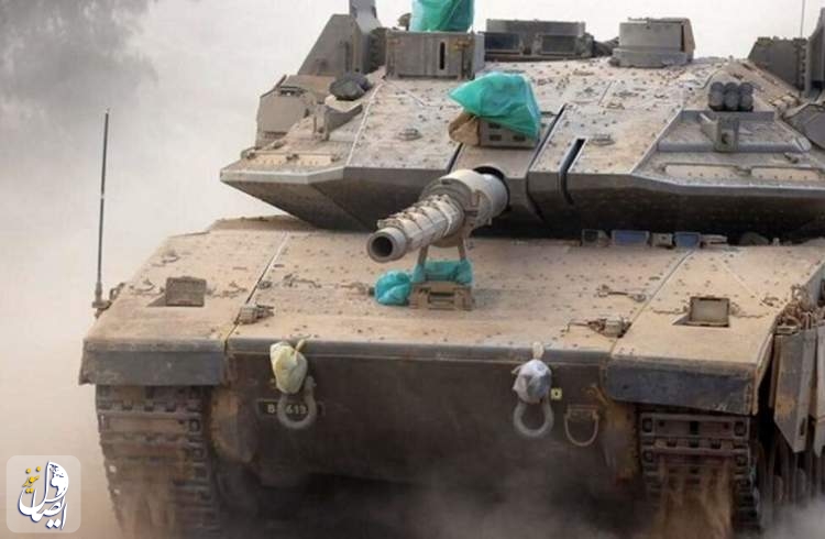 هلال احمر فلسطین: تانک‌های اسرائیلی بیمارستان قدس غزه را کاملا محاصره کرده‌اند