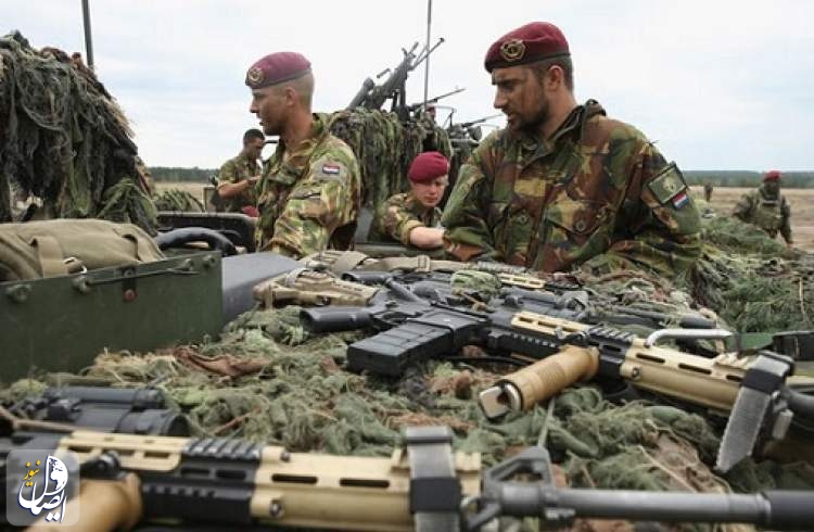 فرمانده ارتش هلند: باید برای جنگ با روسیه آماده باشیم
