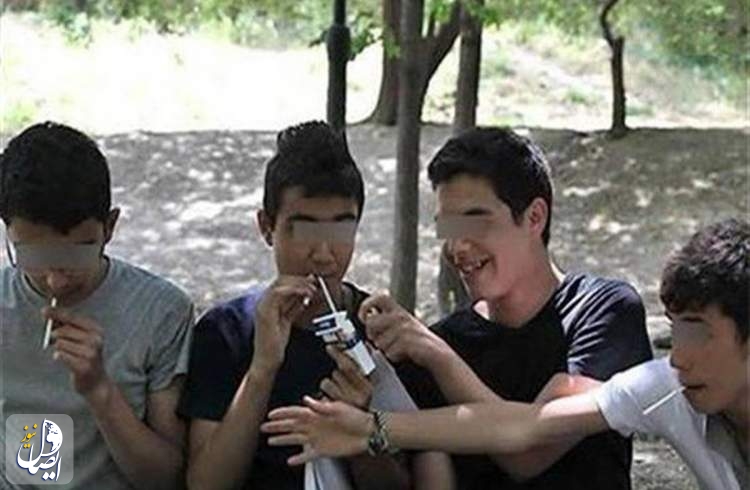 افکار عمومی نسبت به شیوع معضل اعتیاد در جوانان حساس باشد