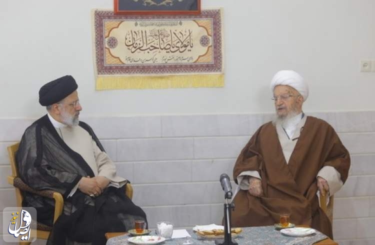 آیت الله مکارم شیرازی: اجارۀ مسکن فشار بسیار سنگینی بر مردم وارد می‌کند