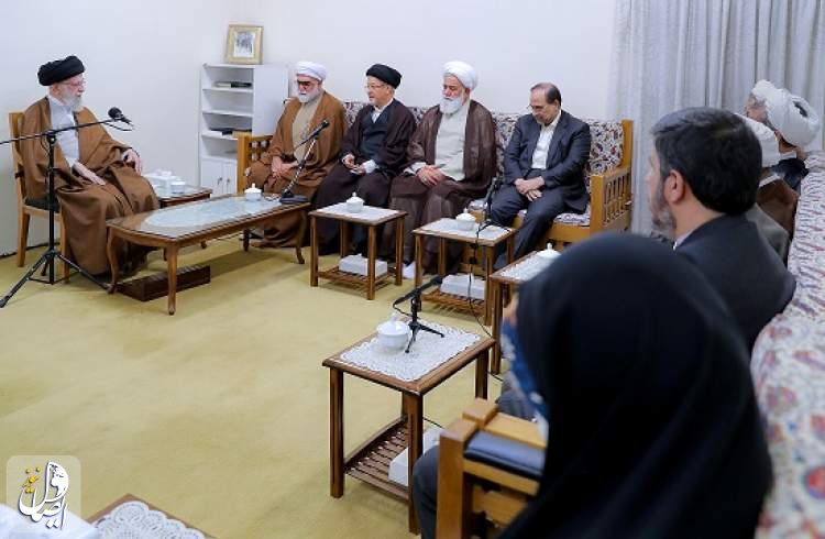 رهبر انقلاب: اکثر ائمّه (علیهم السّلام) ناشناخته‌اند؛ ائمه‌ خودمان را به دنیا معرفی کنیم