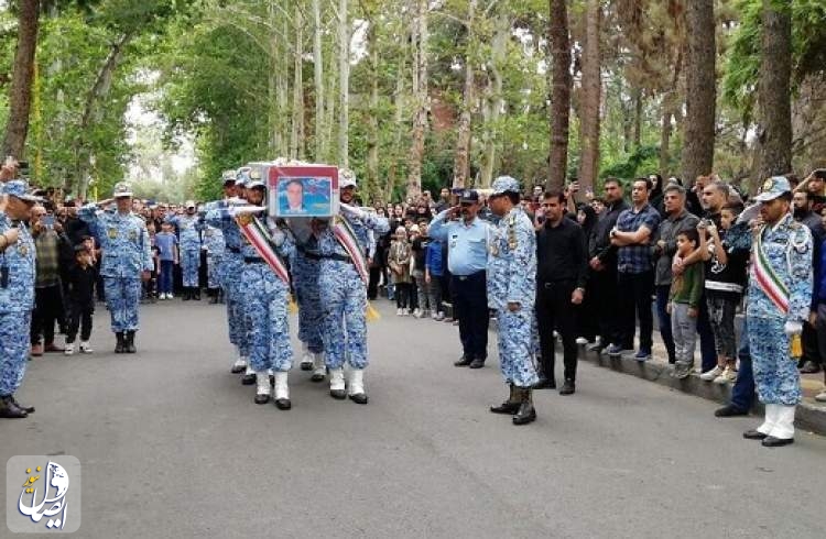 تشییع کادر پروازی سانحه بالگرد رئیس جمهور در پایگاه شهید لشکری