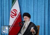 آیت الله خامنه ای: صحنه انتخابات، صحنه عزت و حماسه و رقابت برای خدمت است