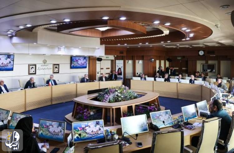 پزشکیان: دولت می‌تواند با هدایت صحیح منابع کمبود پزشک در مناطق محروم را جبران کند