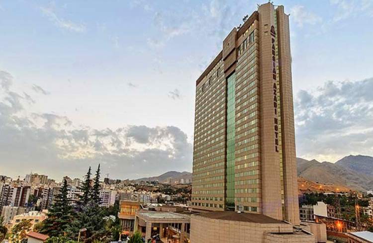 راهنمای کامل رزرو هتل پارسیان آزادی با علی بابا