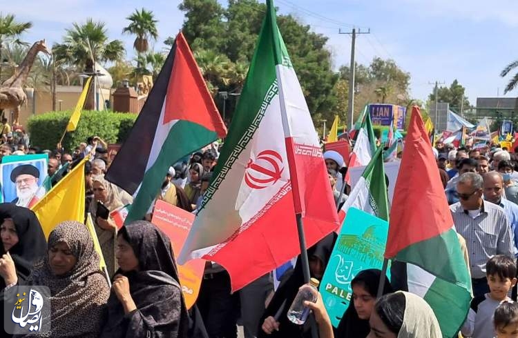 حضور با شکوه راهپیمایان در راهپیمایی روز قدس بندرعباس