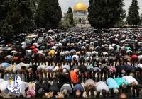 120 ألفا يؤدون صلاة العيد في المسجد الأقصى المبارك