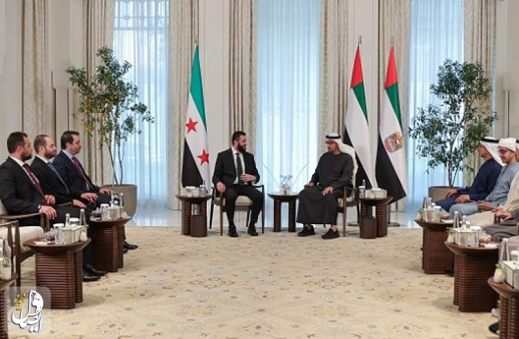 رئيس الإمارات يستقبل أحمد الشرع والوفد المرافق له في قصر الشاطئ بأبو ظبي