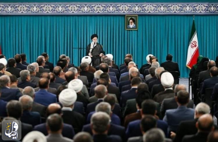 قائد الثورة يحدد المعيار الرئيسي لتقييم المجالس التشريعية