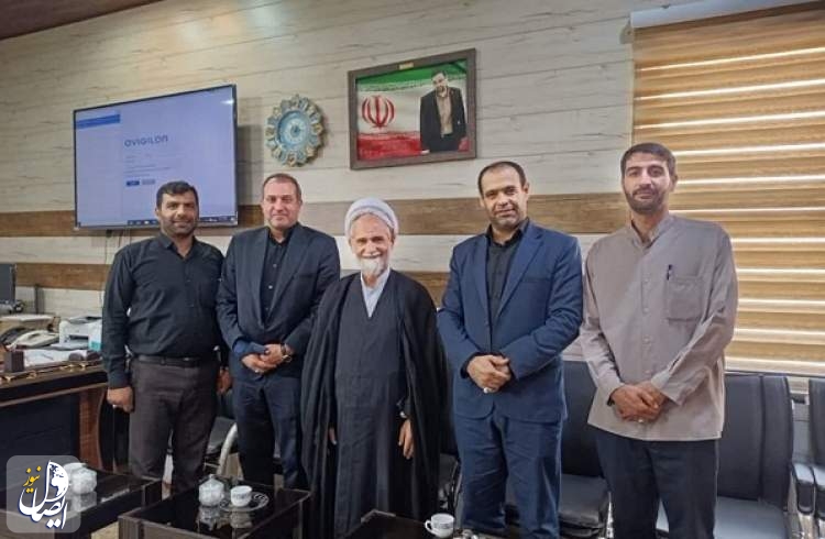 بازدید حجة الاسلام حسناتی از دادگستری نجف آباد