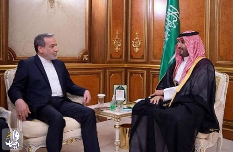 وزير الخارجية الإيراني یبحث مع ولي العهد السعودي التطورات الإقليمية